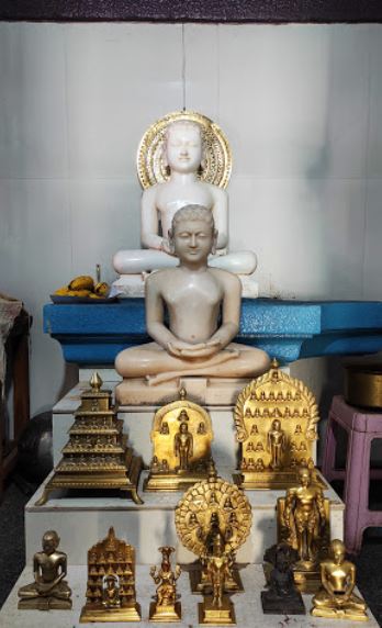 Shri 1008 Mahaveer Digamber Jain Mandir, Degaon, District - Belagavi (Karnataka) image 1