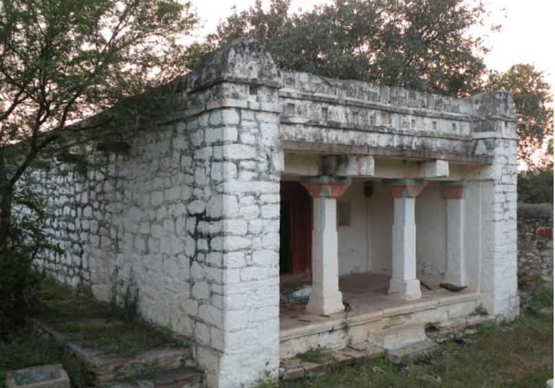 Bhagwan Shantinath Digamber Jain Mandir, Torgal, Khanapeth, District - Belagavi (Karnataka) image 3