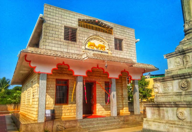 Shri 1008 Bhagwan Chandraprabh Digamber Jain Mandir (Basadi), (Bilekal Basadi), Sector 12, Mahantesh Nagar, Belagavi (Karnataka) image 1