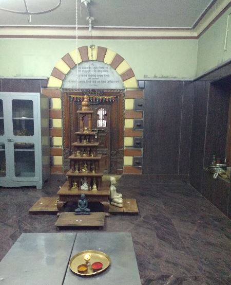 Shri Parshvnath Digamber Jain Mandir (Basadi), Shetty Galli, Khade Bazar, Raviwar Peth, Belagavi (Karnataka) image 2