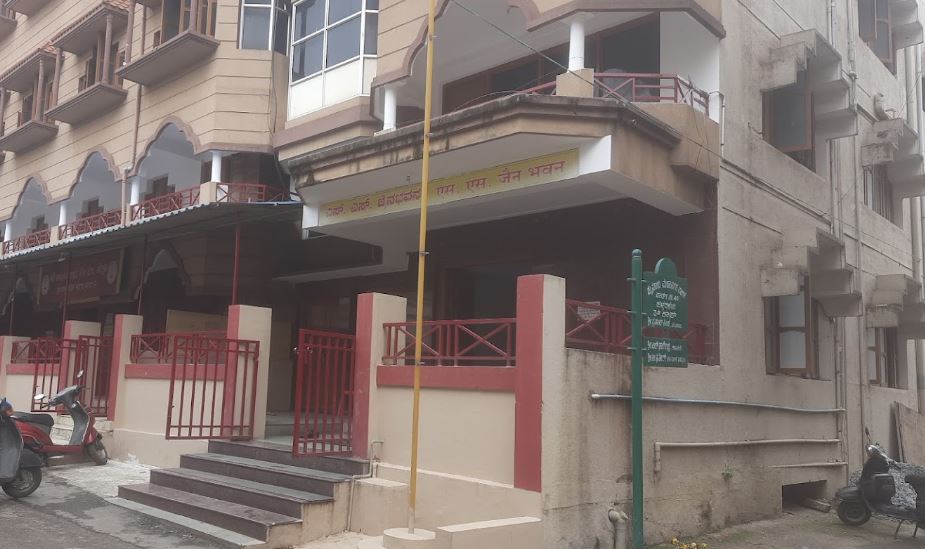 Shri Sthanakwasi Jain Shravak Sangh, Jain Sthanak, behind suburban bus stand, Lashkar Mohalla, Mandi Mohalla, Mysuru (Karnataka) image 2