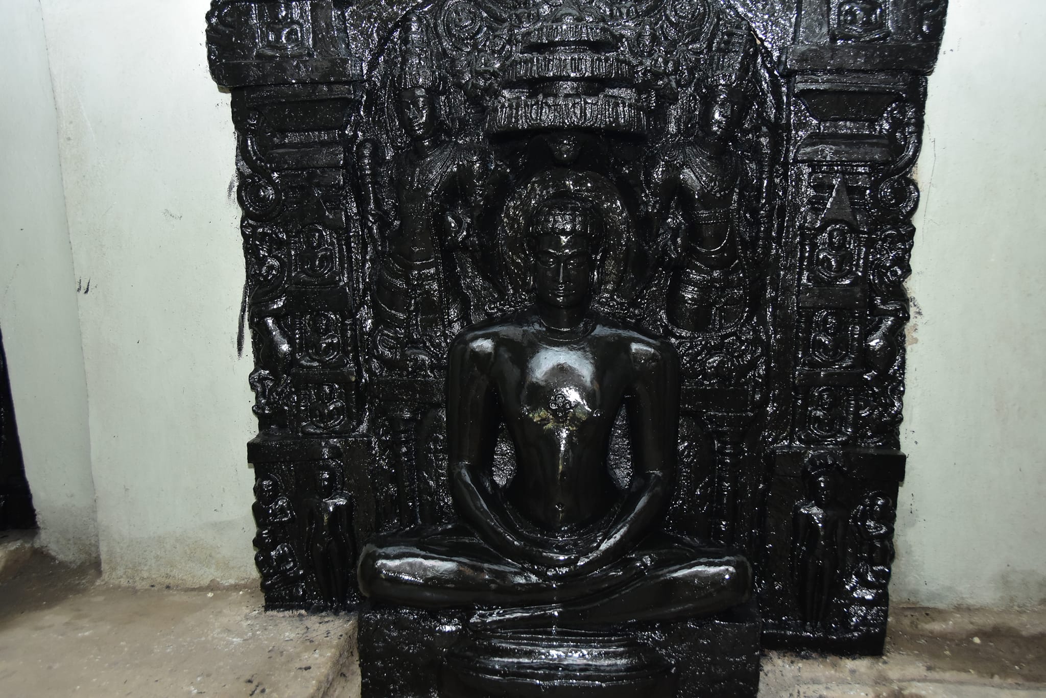 Shri 1008 Parshvnath Digamber Jain Mandir, Sulepeth, District - Kalaburagi (Karnataka) thumbnail 5