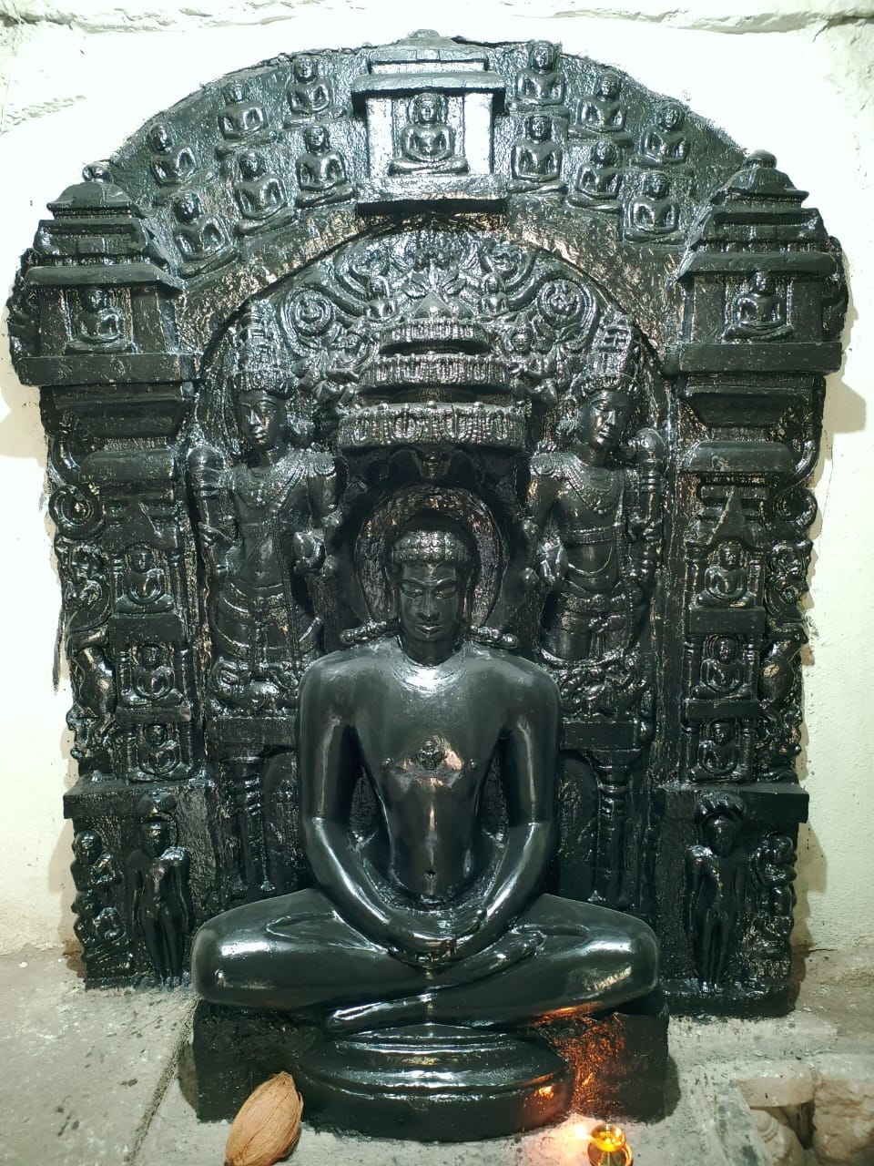 Shri 1008 Parshvnath Digamber Jain Mandir, Sulepeth, District - Kalaburagi (Karnataka) image 11