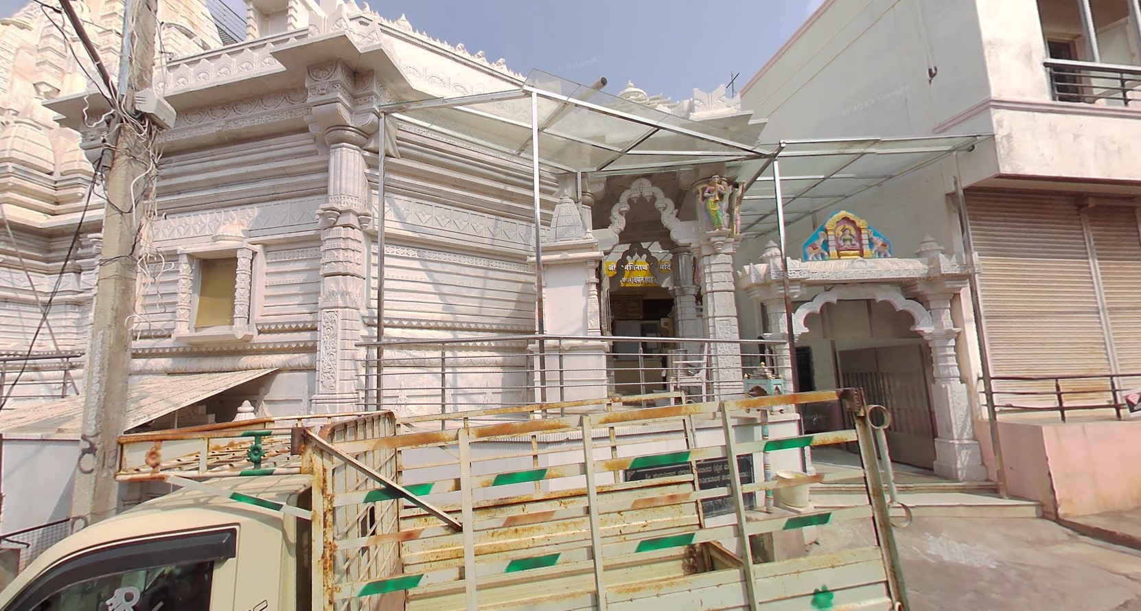 Shri 1008 Sumatinath Bhagwan Jain Shwetamber Mandir, Mudhol, District - Bagalkot (Karnataka) main image