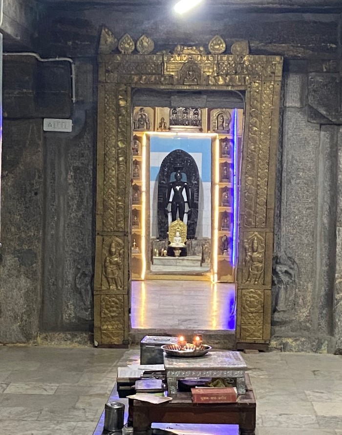 Shri 1008 Neminath Digamber Jain Mandir, Hole Narasipur, District - Hassan (Karnataka) image 2