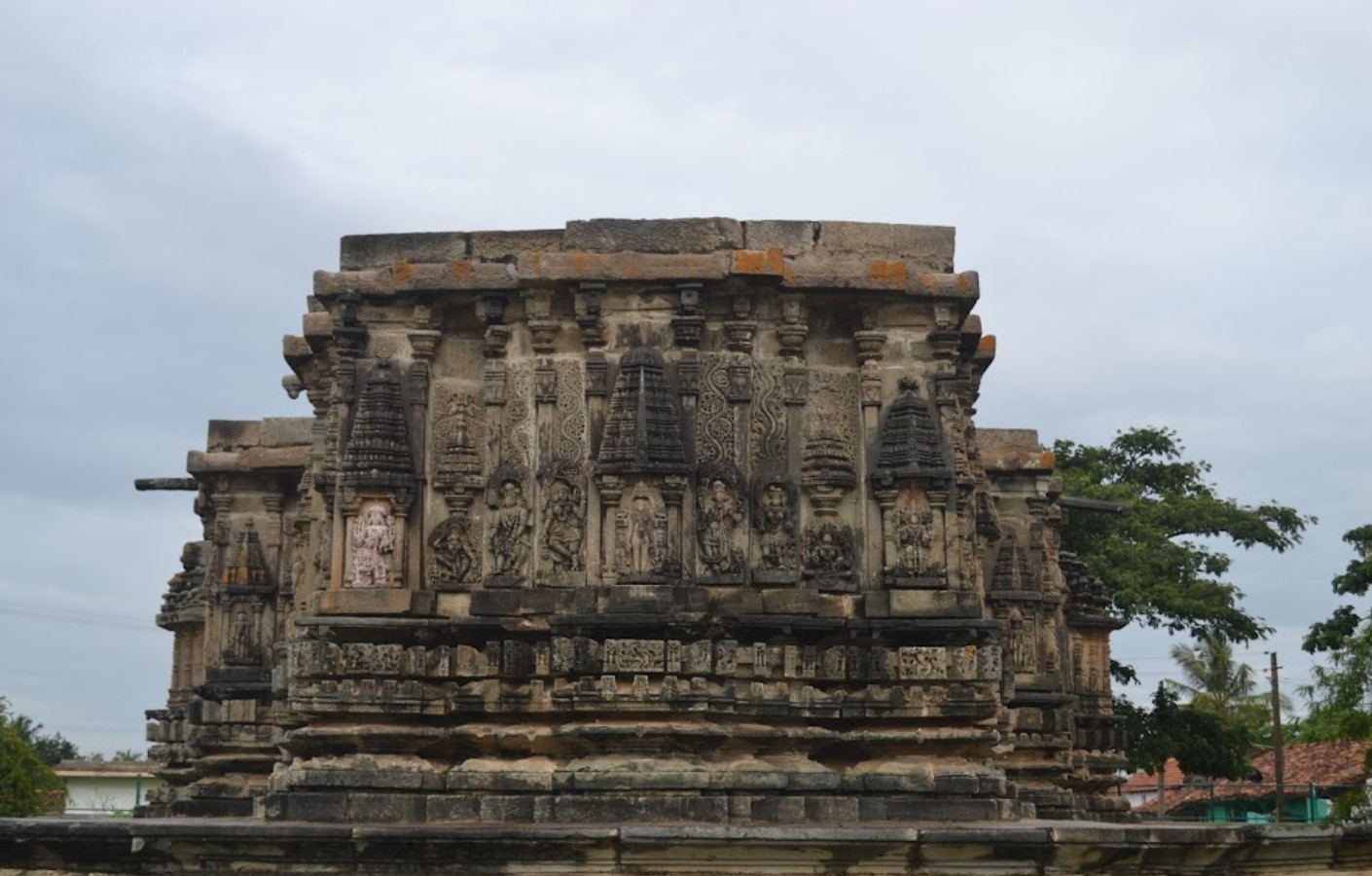 Pracheen Shri 1008 Bhagwan Shantinath Digamber Jain Mandir, Jinnathapura, District - Hassan (Karnataka) image 3