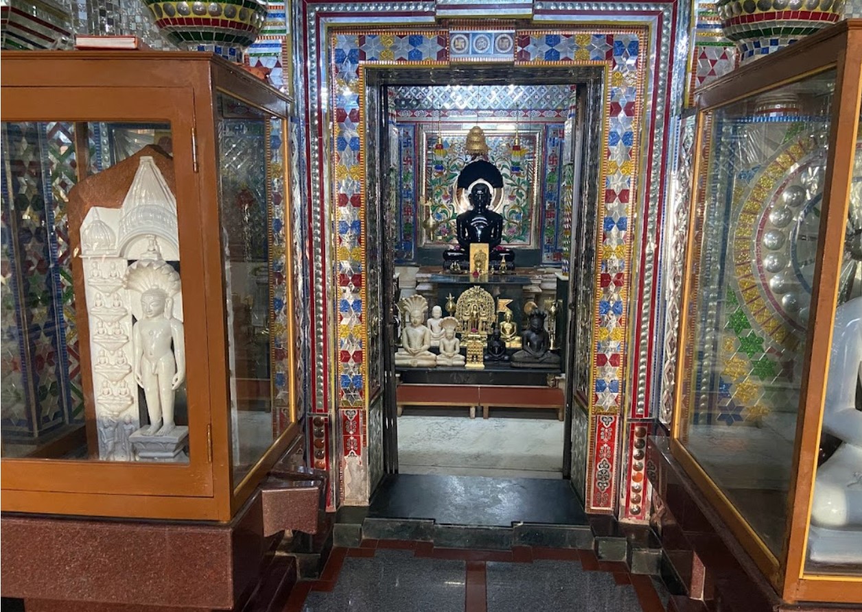 Shri Chintamani Parshvnath Puratan Digamber Jain Mandir, Konnur, District - Belagavi (Karnataka) thumbnail 5