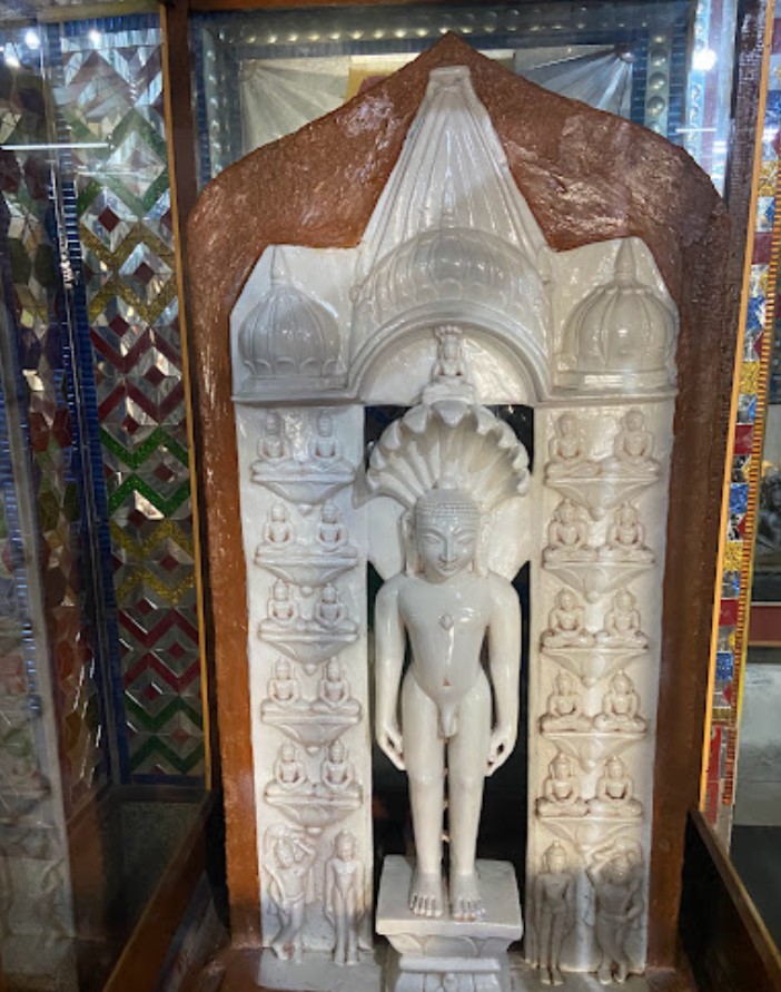 Shri Chintamani Parshvnath Puratan Digamber Jain Mandir, Konnur, District - Belagavi (Karnataka) thumbnail 6