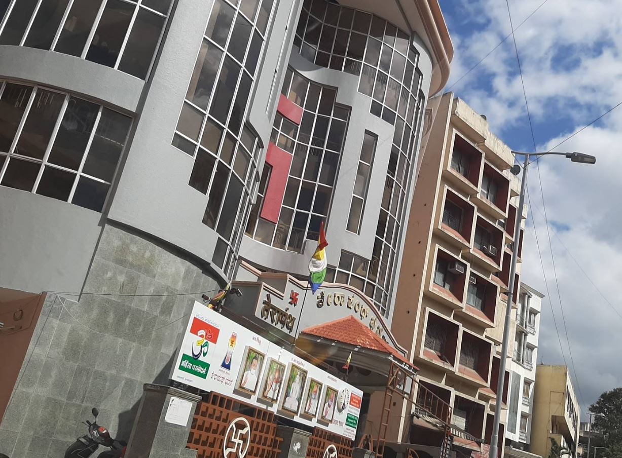 Shri Jain Shwetamber Terapanthi Sabha, Terapanth Bhavan, Acharya Tulsi Marg, 2nd Main Road, Gandhi Nagar, Bengaluru (Karnataka) image 1