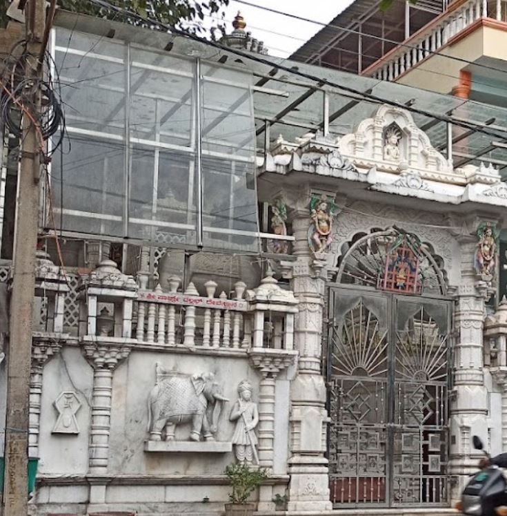 Shri Parshv Vallabh Jinalaya, 2740, 8th Main Road, Ganesha Block, Saraswathipura, Mahalakshmi Layout, Bengaluru (Karnataka) image 1