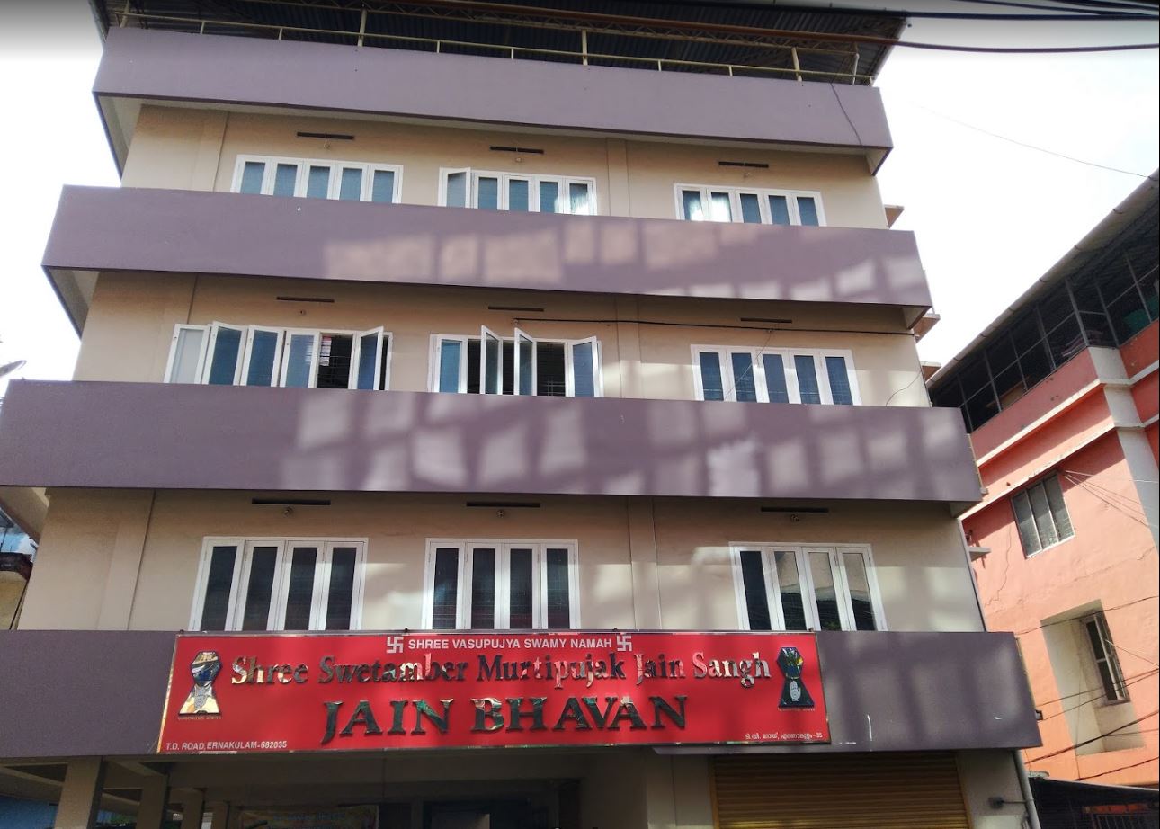 Jain Bhavan and Bhojanshala, Shri Shwetamber Murtipujak Jain Sangh, T D Road, Shenoys, Kochi (Cochin), District-Ernakulam (Kerala) image 1
