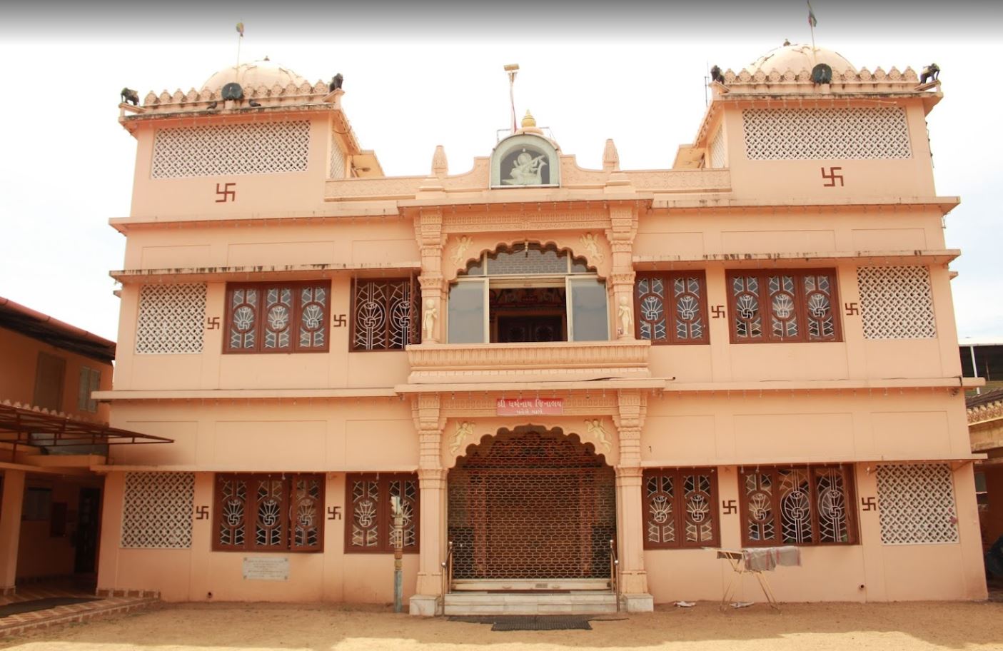 Shri Dharamnath Jinalaya, Mattancherry, Kochi (Cochin), District-Ernakulam (Kerala) image 1