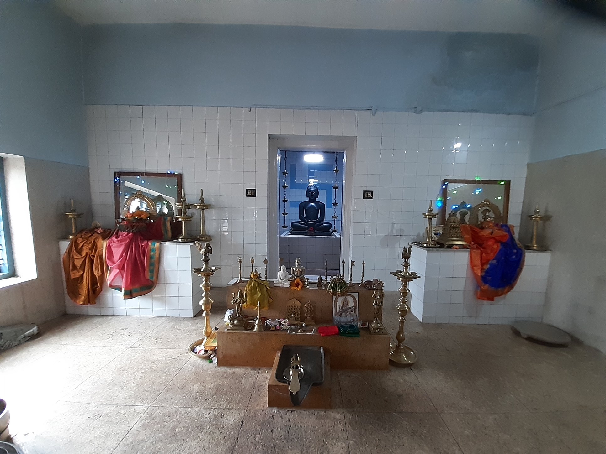 Shri Adinath Swami Digamber Jain Mandir, Oorpally, Mananthavady, District - Wayanad (Kerala) thumbnail 2