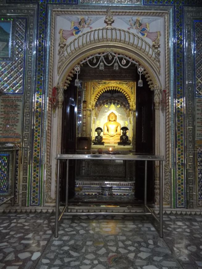 Shri Digamber Jain Bees Panthi Kothi (Kaanch Mandir), Talhati Mandir No. 15, Sonagiri, Sinawal, District - Datia (M.P.) image 3