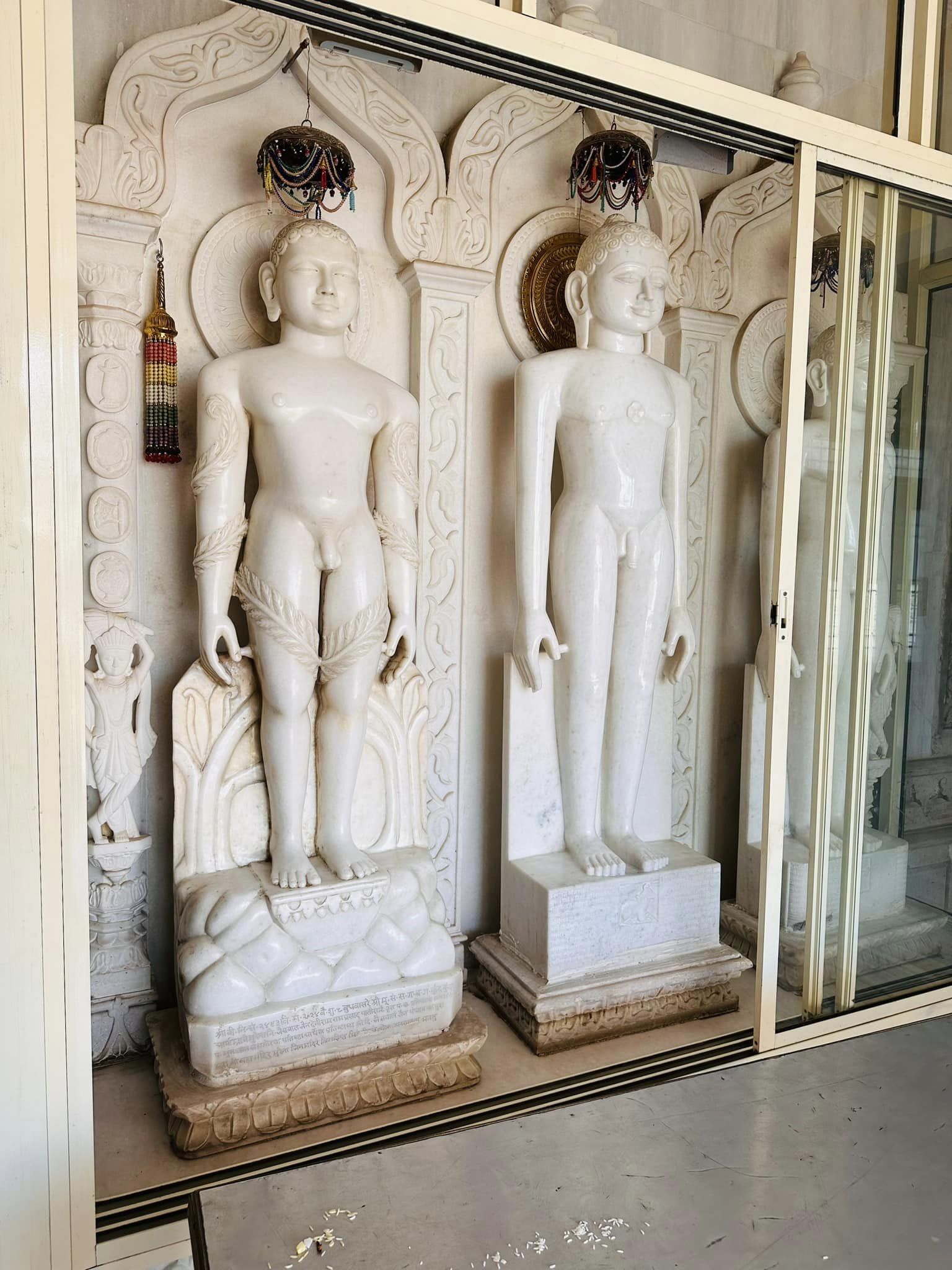 Shri Parshvnath Digamber Jain Panchayati Bada Mandir, Mahavirpura, Morena (M.P.) image 12