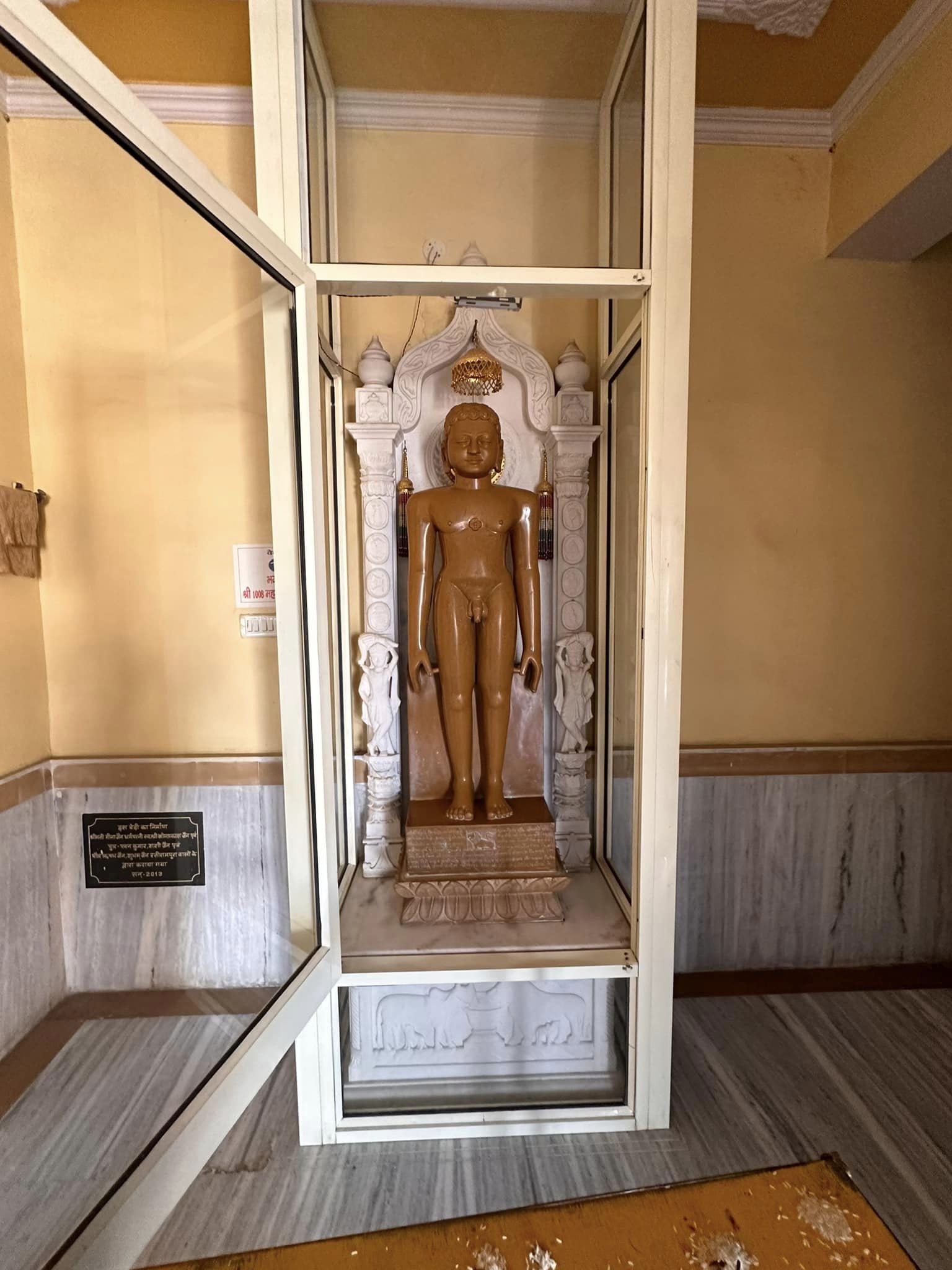 Shri Parshvnath Digamber Jain Panchayati Bada Mandir, Mahavirpura, Morena (M.P.) image 14