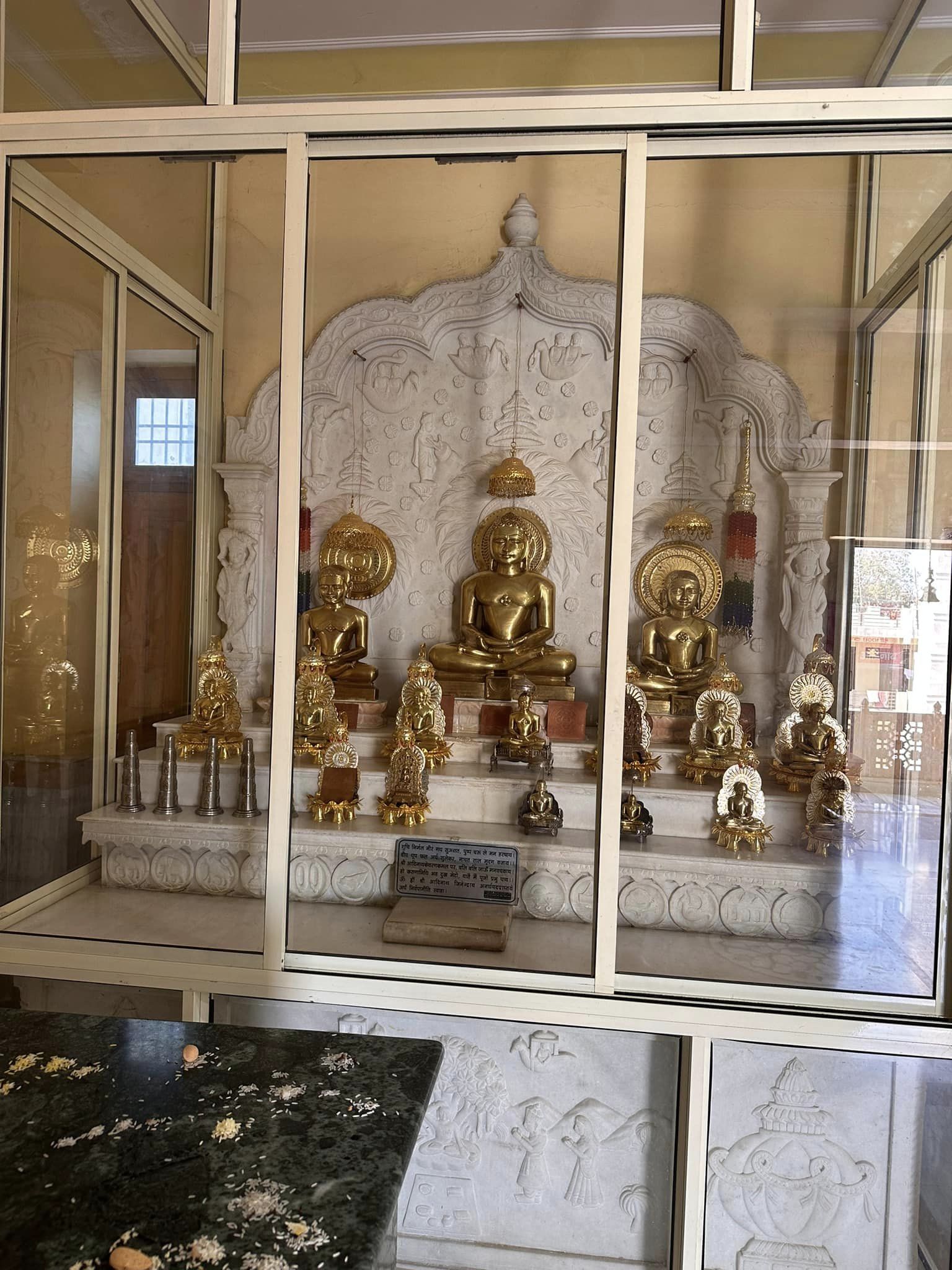 Shri Parshvnath Digamber Jain Panchayati Bada Mandir, Mahavirpura, Morena (M.P.) image 15