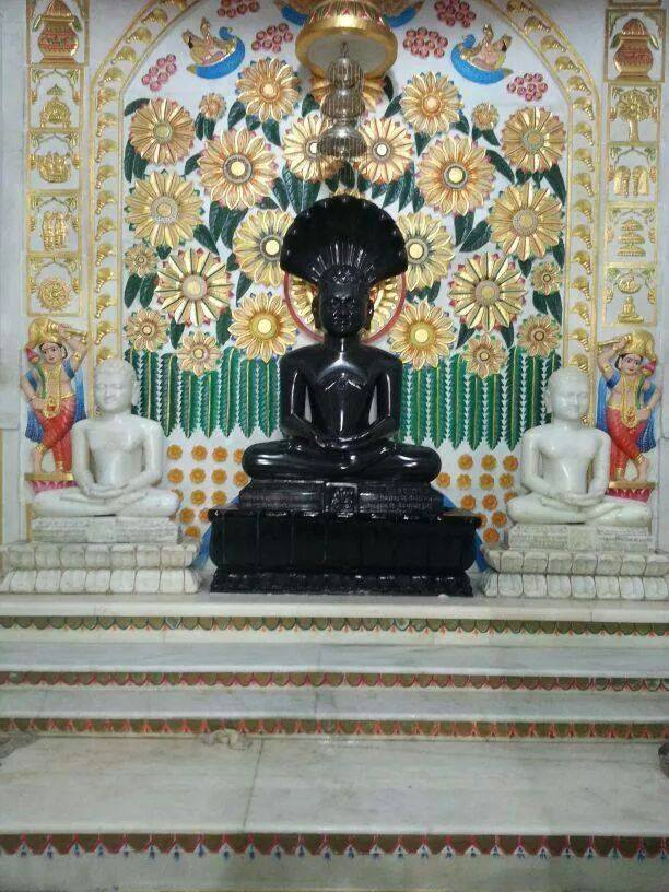Shri 1008 Chintamani Parshvanath Digamber Jain Mandir, Pardesi Pura , Indore (M.P.) image 4
