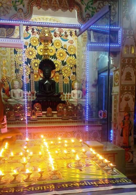 Shri 1008 Chintamani Parshvanath Digamber Jain Mandir, Pardesi Pura , Indore (M.P.) image 5