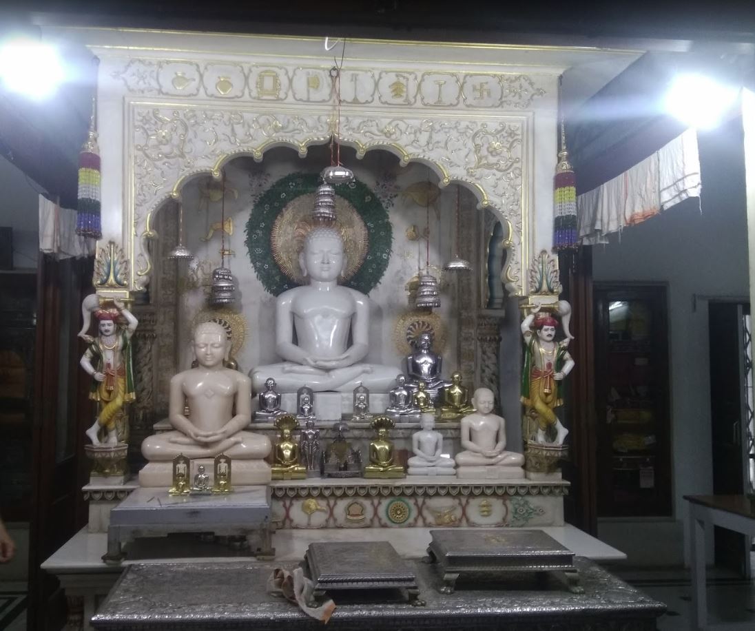 Shri 1008 Shantinath Digamber Jain Mandir, Kalyan Bhavan, Kanchan Bagh, Indore image 7