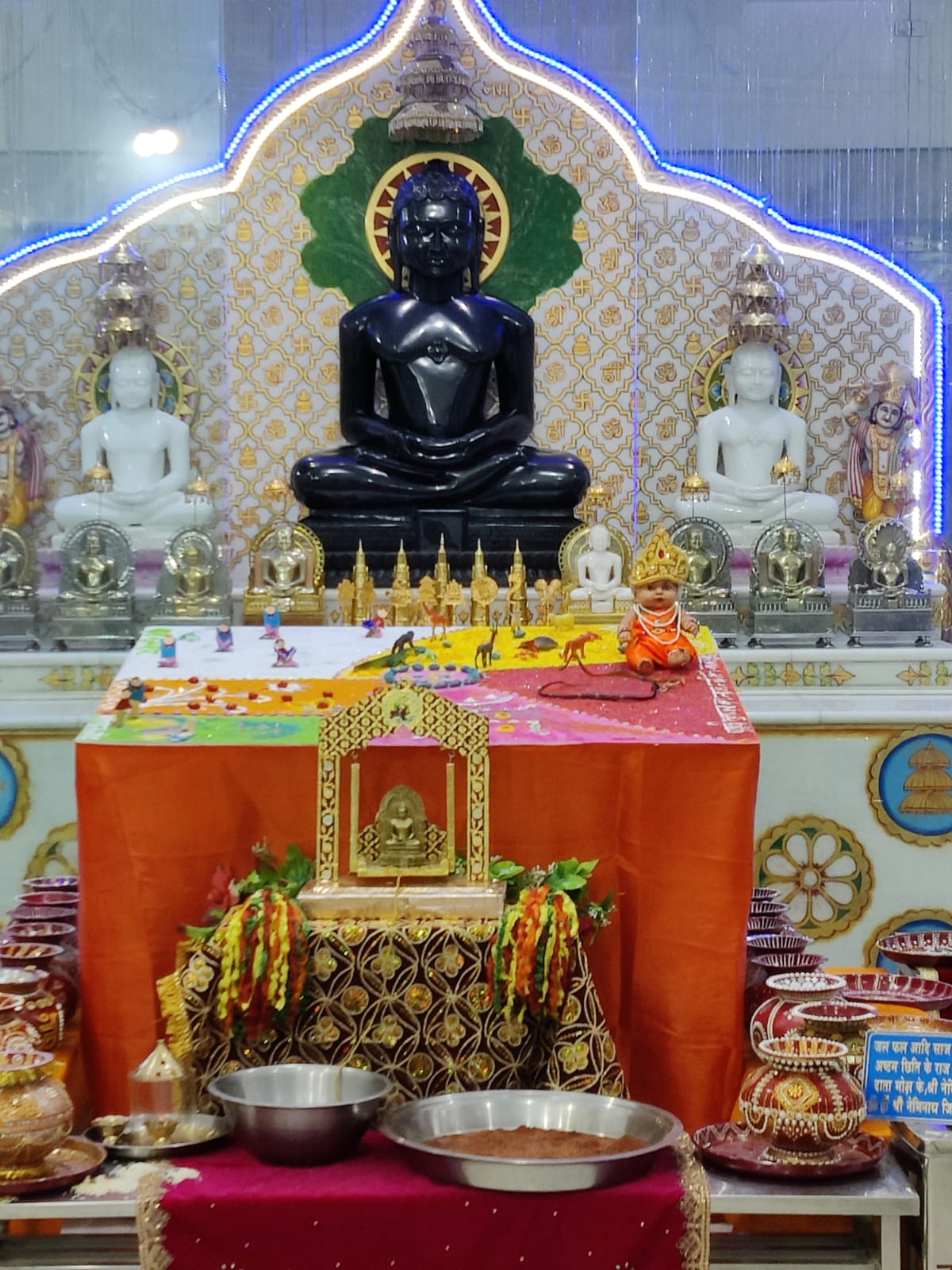 Shri 1008 Neminath Digamber Jain Mandir, Greater Brajeshwari, Bicholi Mardana, Indore (M.P.) image 4