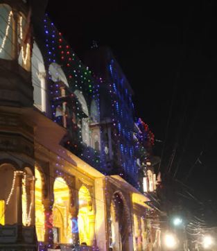 Shri Parshvnath Digamber Jain Mandir, (Toda Ki Goth), Manak Chowk, Rajwada, Indore (M.P.) image 3