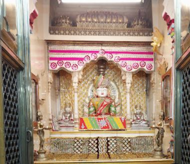 Shri Ajitnath Swami Jain Shwetamber Mandir, Nihalpura, Pipli Bazar, Indore (M.P.) image 3