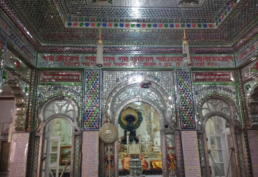 Shri Digamber Jain Terapanthi Mandir, Shakkar Bazar, Indore (M.P.) image 4