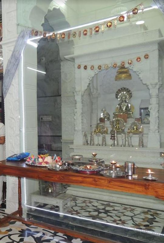 Shri 1008 Parshvnath Digamber Jain Mandir, Napier Town, Jabalpur (M.P.) image 2