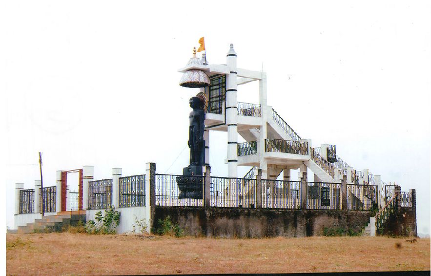 Shri 1008 Adinath Digamber Jain Atishaya Tirth Kshetra (Mantung Giri), Aamkheda, District-Dhar (M.P.) image 3