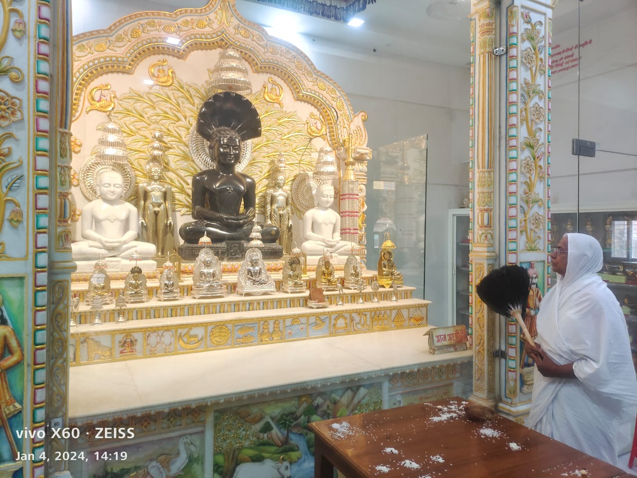 Shri 1008 Parshvnath Digamber Jain Mandir, Ankur Colony, Makroniya, Sagar (M.P.) image 7