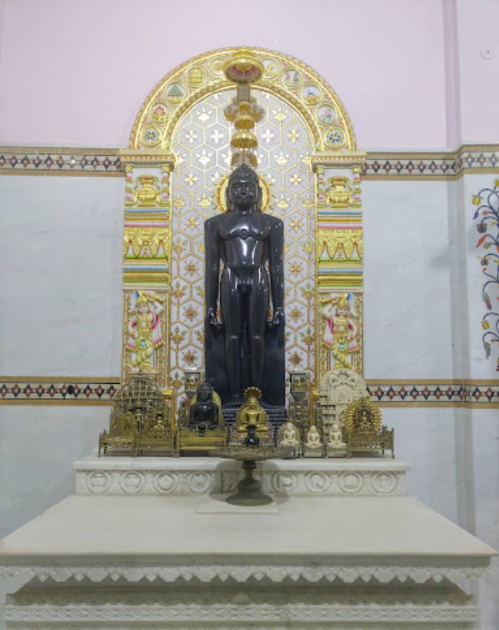 Shri Adinath Digamber Jain Mandir, Gandhi Chowk, Ganj Basoda, District - Vidisha (M.P.) image 4