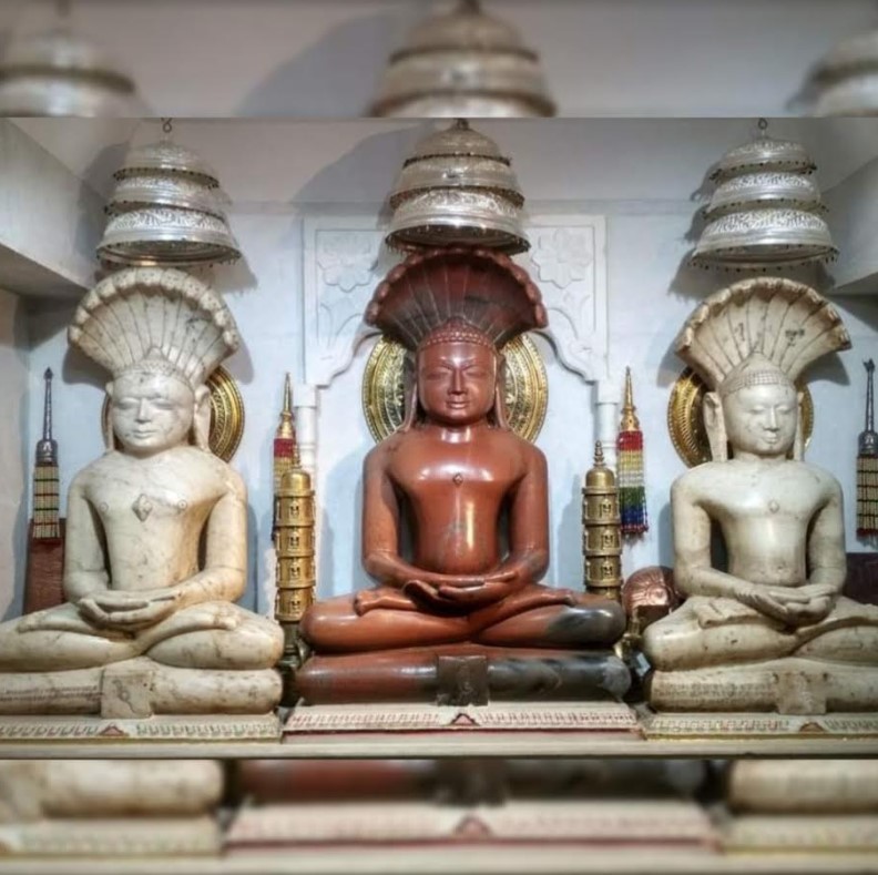 Shri Digamber Jain Mandir (Bada), Bada Bazar, Sagar (M.P.) image 2
