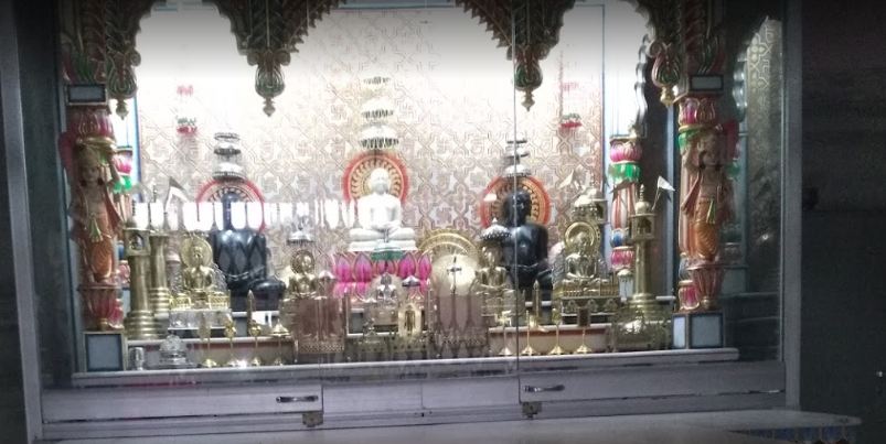 Shri 1008 Chandraprabhu Digamber Jain Mandir, Mahavir Vihar, Tikamgarh (M.P.) image 3