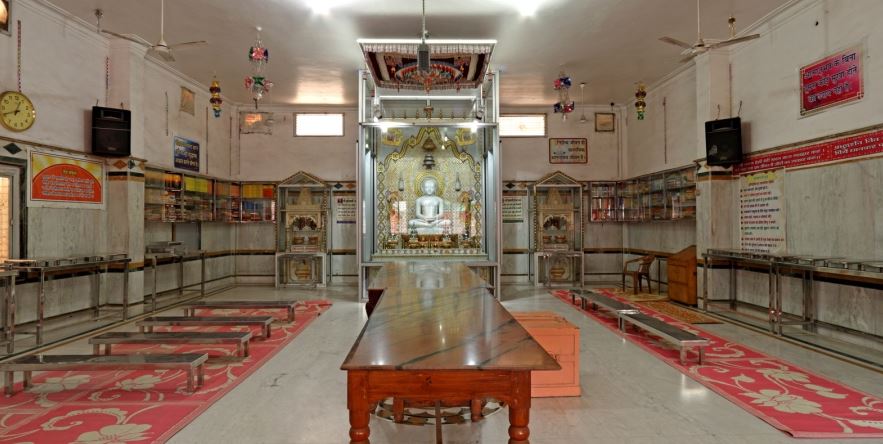 Shri 1008 Mahaveer Jinalaya, Link Road, Parkota, Sagar (M.P.) image 3