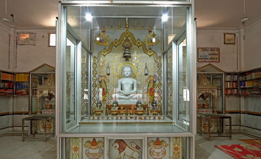 Shri 1008 Mahaveer Jinalaya, Link Road, Parkota, Sagar (M.P.) image 4