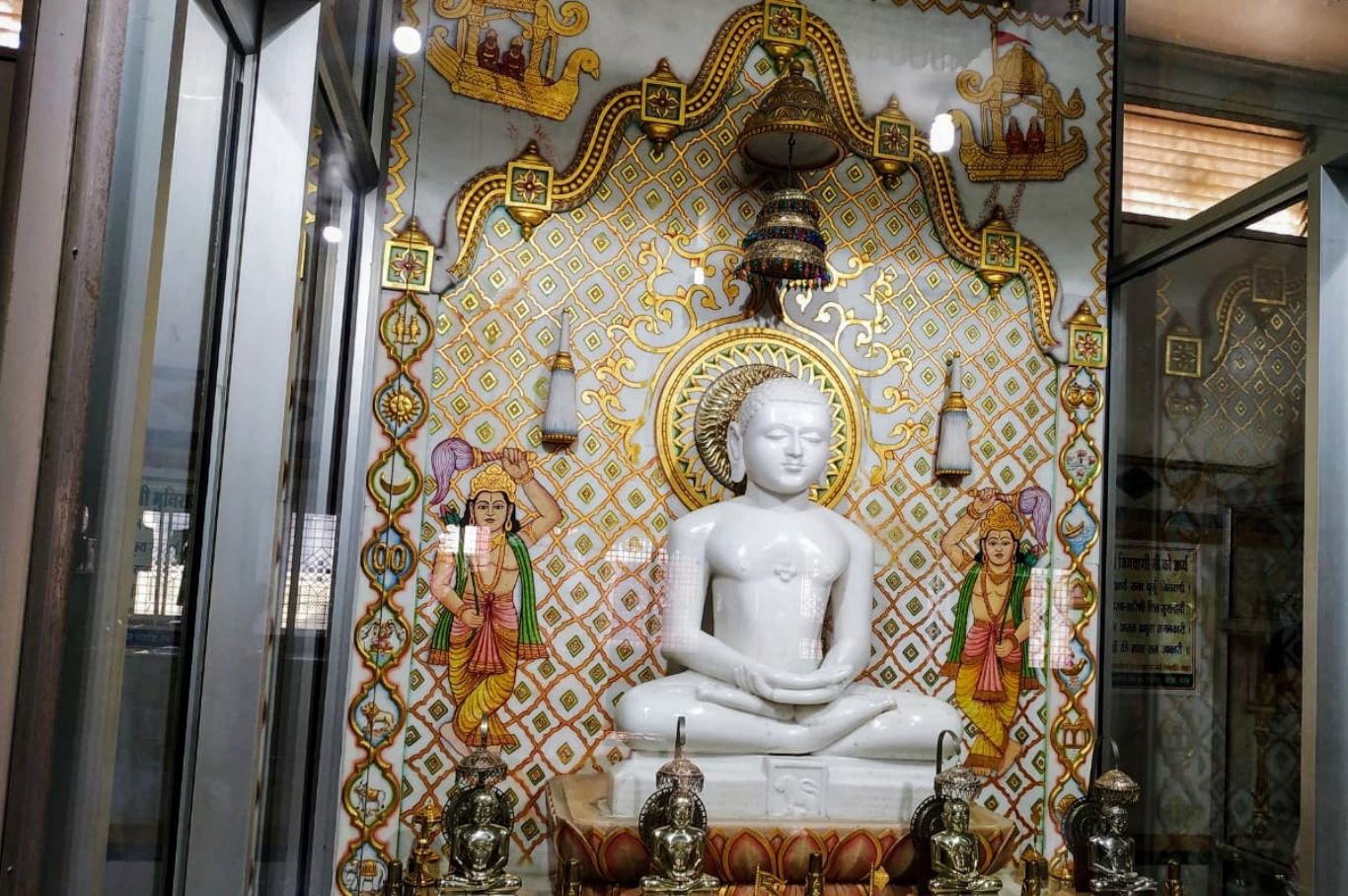 Shri 1008 Mahaveer Jinalaya, Link Road, Parkota, Sagar (M.P.) image 5