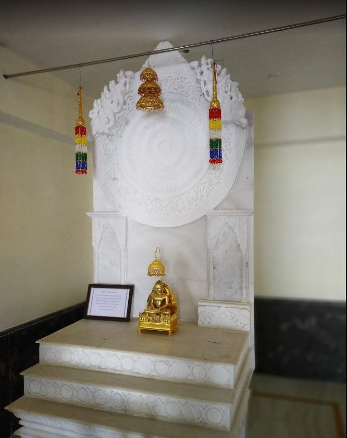 Shri 1008 Shantinath Digamber Jain Mandir,  Gour Nagar, Deen Dayal Nagar, Makronia, Sagar (M.P.) image 8
