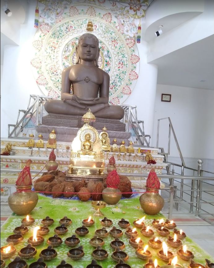 Shri 1008 Shantinath Digamber Jain Mandir,  Gour Nagar, Deen Dayal Nagar, Makronia, Sagar (M.P.) image 9