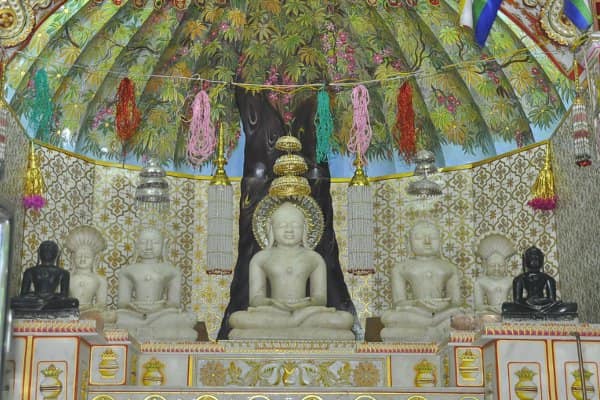 Shri Digamber Jain Atishaya Kshetra, Banediaji, District- Indore (M.P.) image 9
