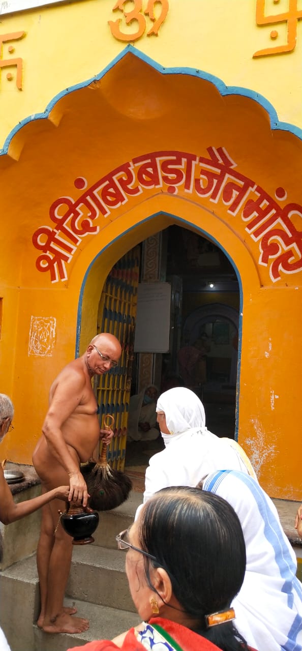 Shri Digamber Bada Jain Mandir, Sarasdol, Lakhnadon, District - Seoni (M.P.) image 3