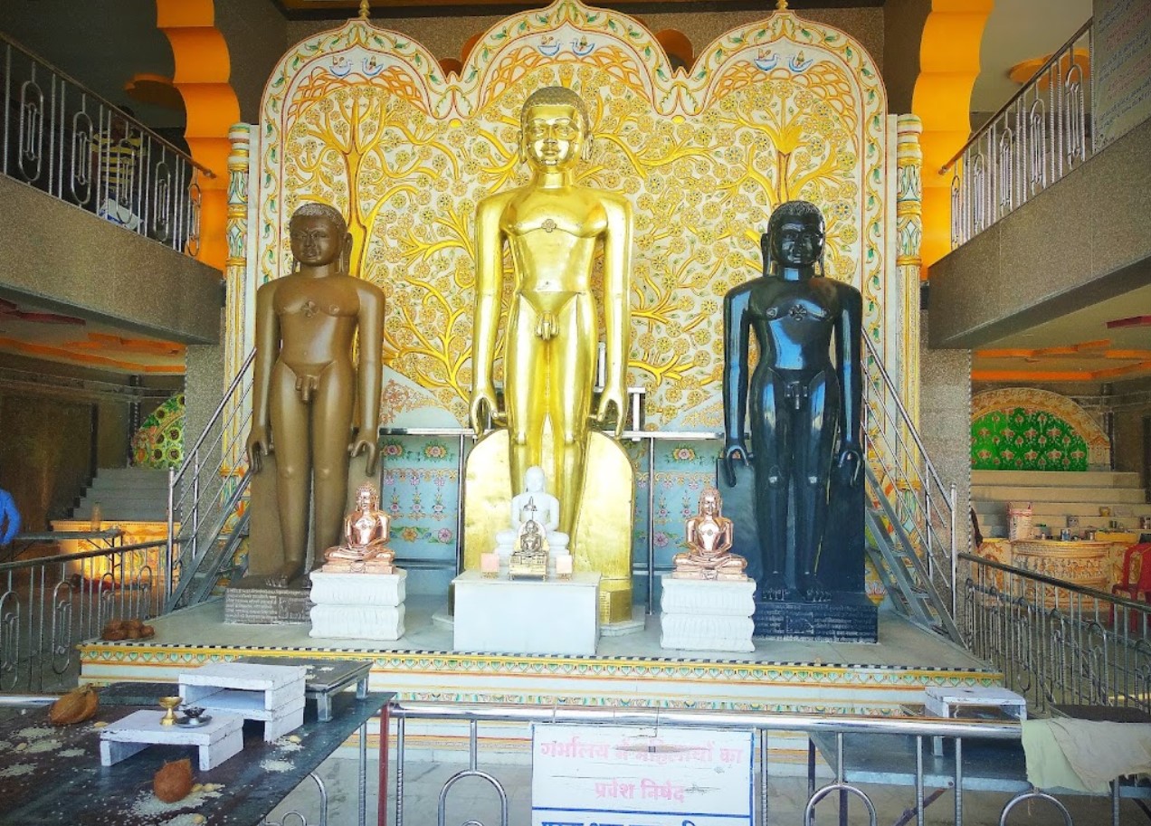 Shri Digamber Jain Atishaya Kshetra Mangalgiri, Arjani, Sagar (M.P.) image 6