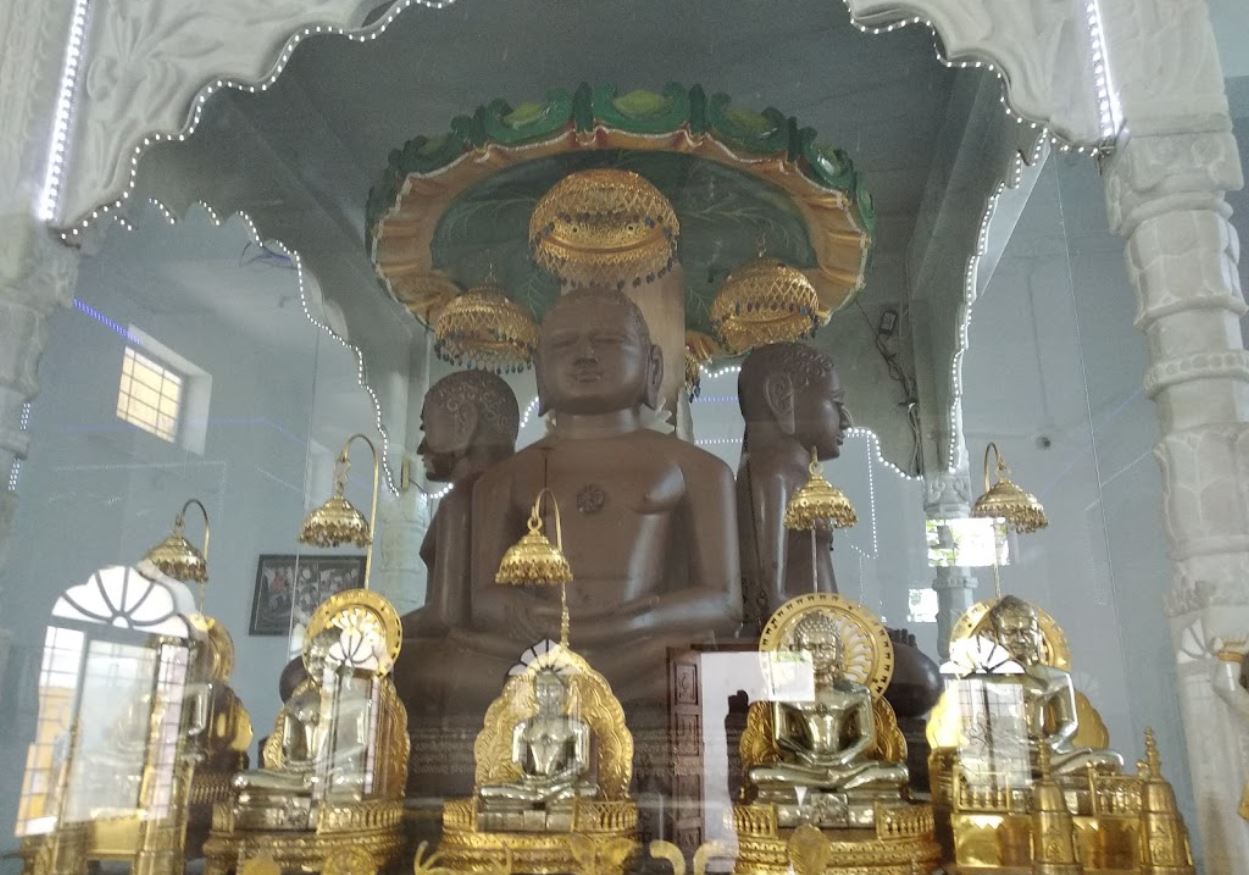 Shri Rishabhnath Dev Digamber Jain Mandir, Ankur Colony, Makroniya, Sagar (M.P.) image 6