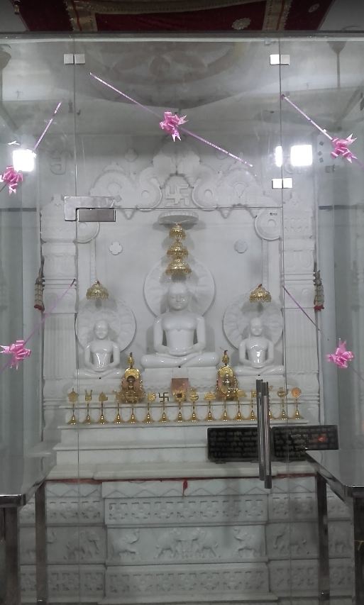 Shri 1008 Shantinath Digamber Jain Mandir, Village-Khamkheda, District-Khargone (M.P.) image 2