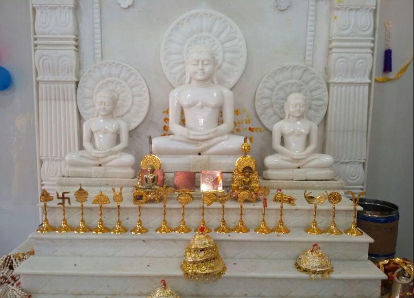 Shri 1008 Shantinath Digamber Jain Mandir, Village-Khamkheda, District-Khargone (M.P.) image 3
