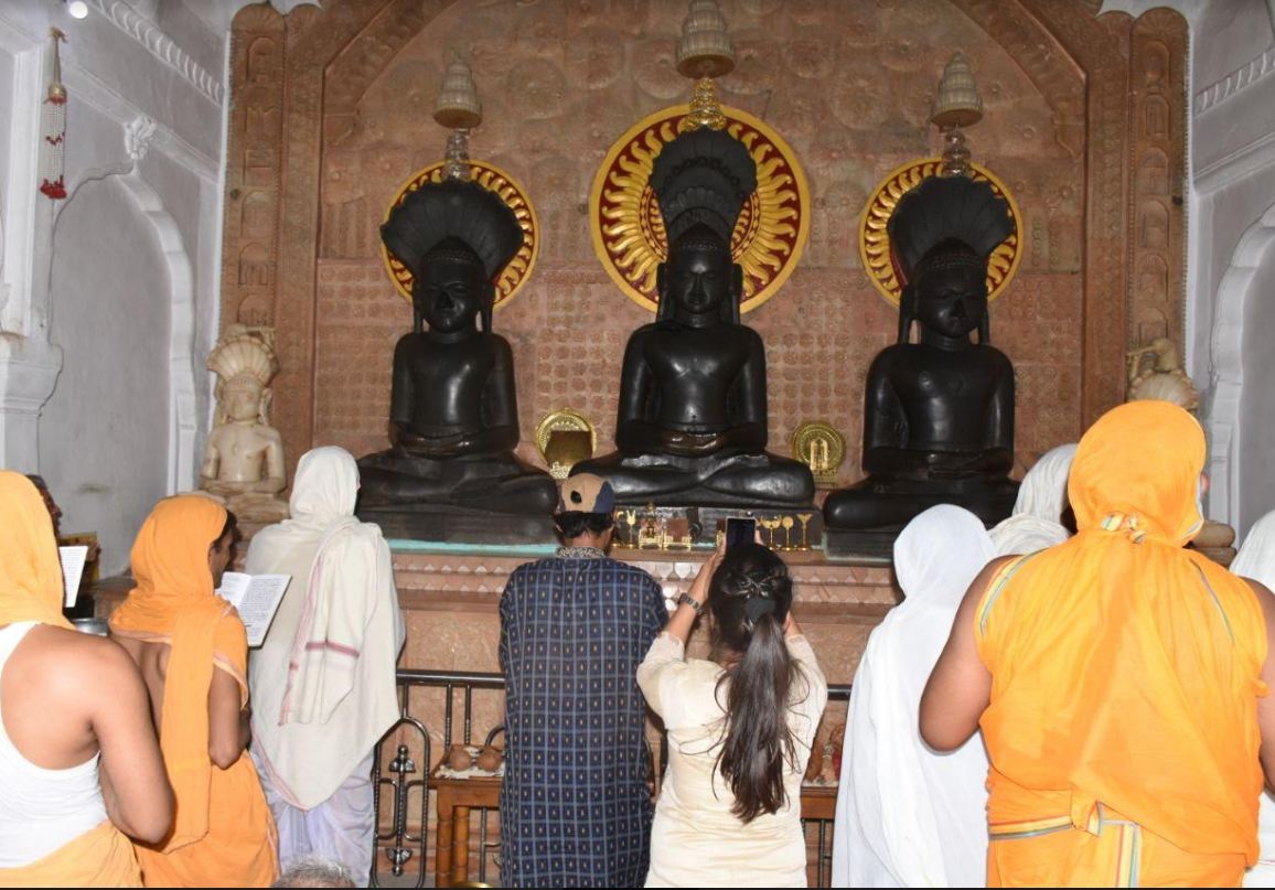Shri Parshvnath Digamber Jain Atishaya Kshetra - Pateria, Garhakota, District – Sagar (M.P.) image 5