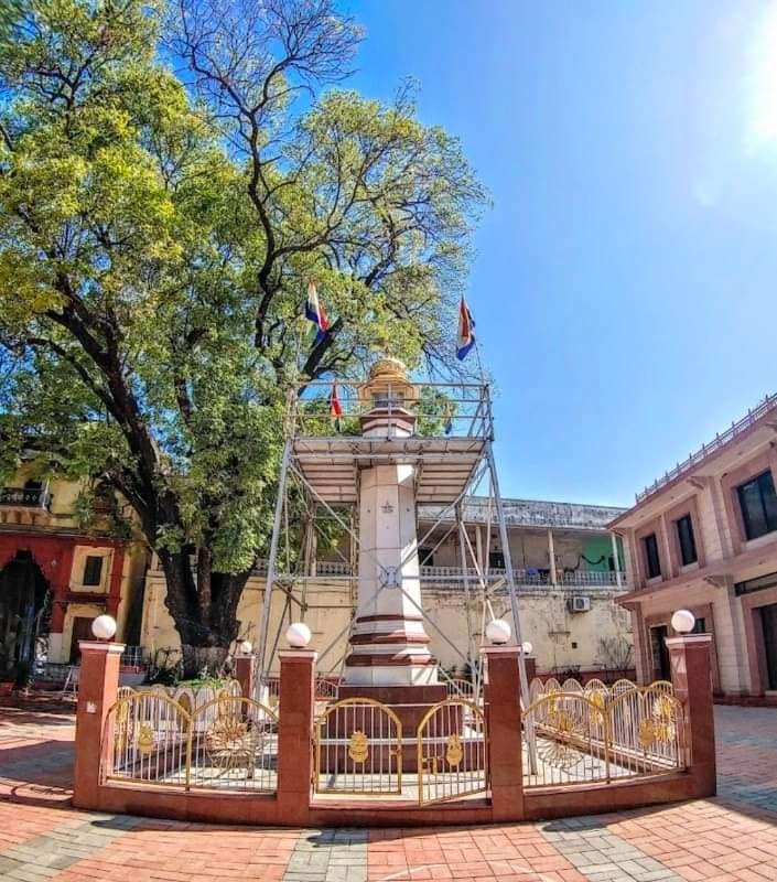 Shri Parshvnath Digamber Jain Mandir, Jawari Bagh, Murai Mohalla, Indore (M.P.) image 8
