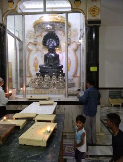 Shri Parshvnath Digamber Jain Mandir, Soni Colony, Ashok Nagar (M.P.) image 3