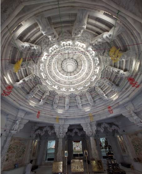 Shri Dharmnath Bhagwan Jinalaya and Shri Jinkushalsuri Jain Dadawadi, M.G. Road, Moudhapara, Raipur (Chhattisgarh) image 4