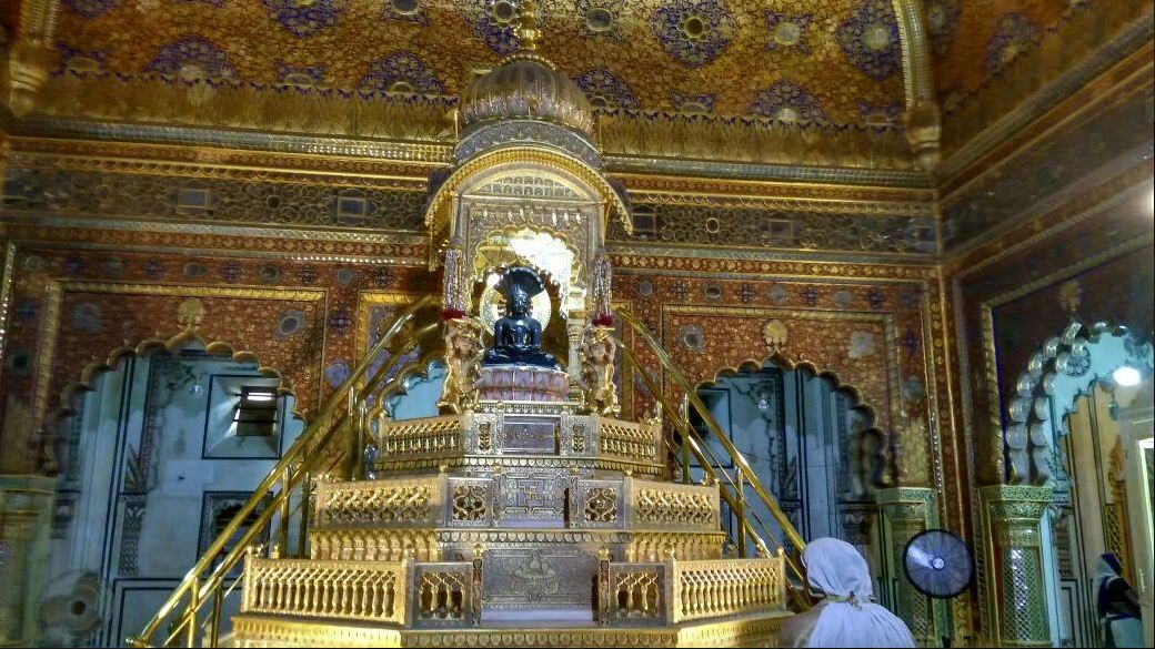 Shri 1008  Parshvanath Digamber Jain Bada Mandir, (Jain Swaran Mandir), Lashkar, Gwalior (Madhya Pradesh) image 5